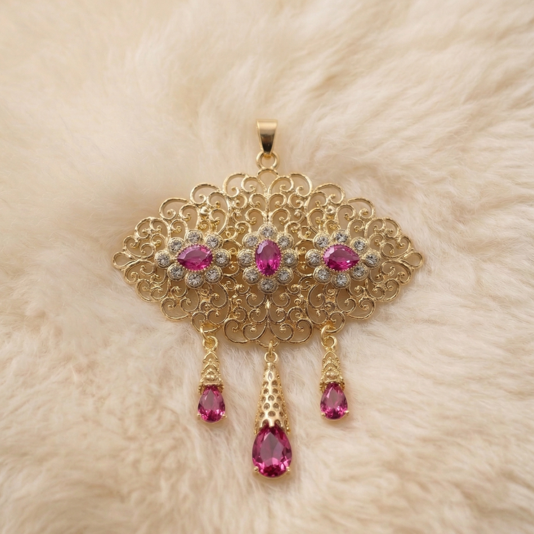 Broche 2