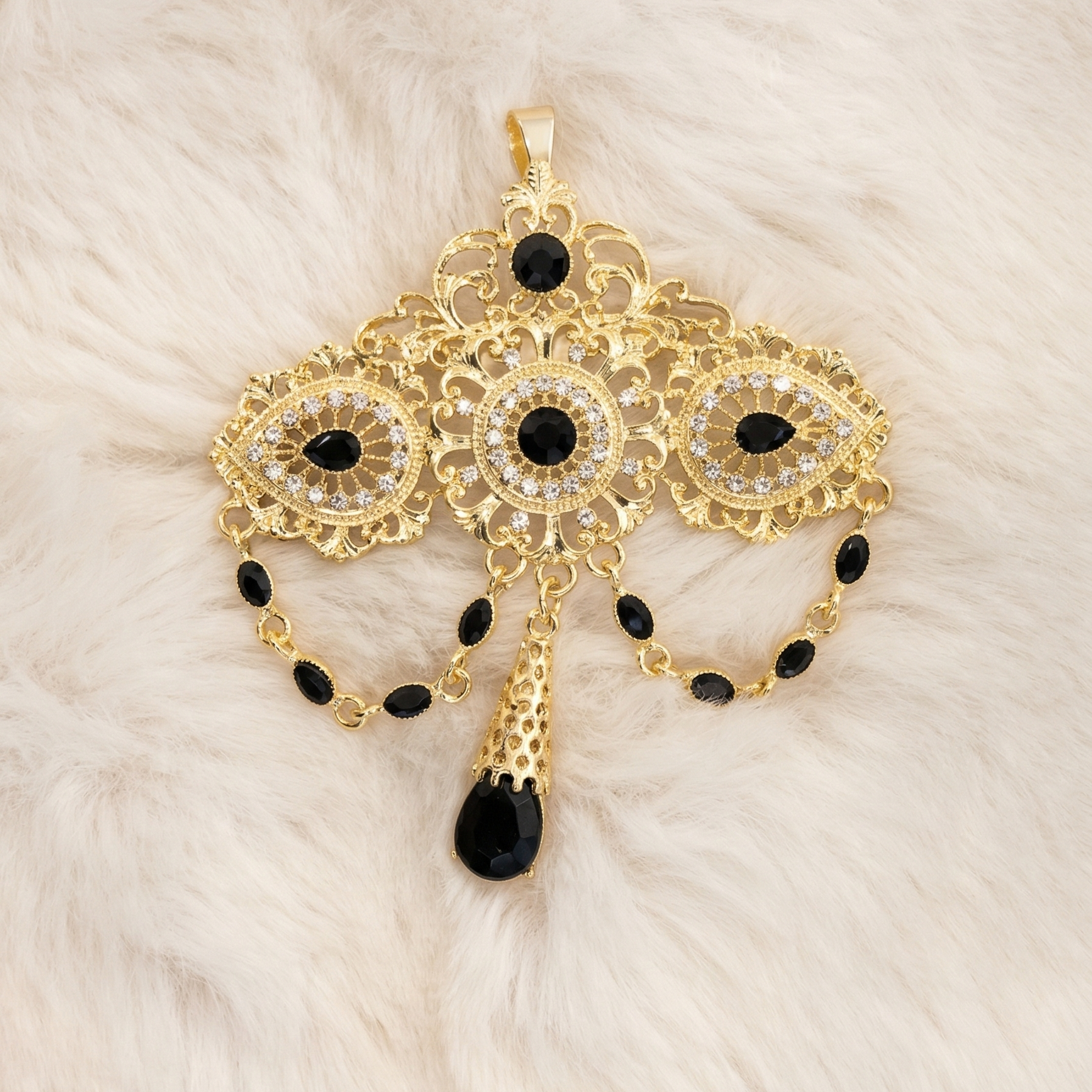 Broche 1