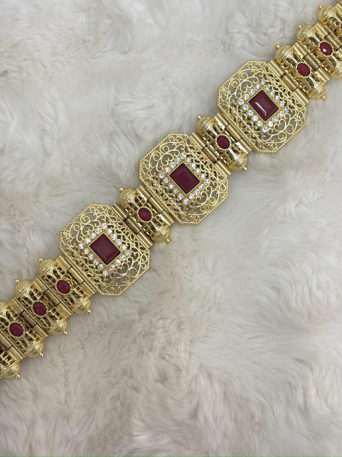 Ceinture métallique bordeaux et dorée